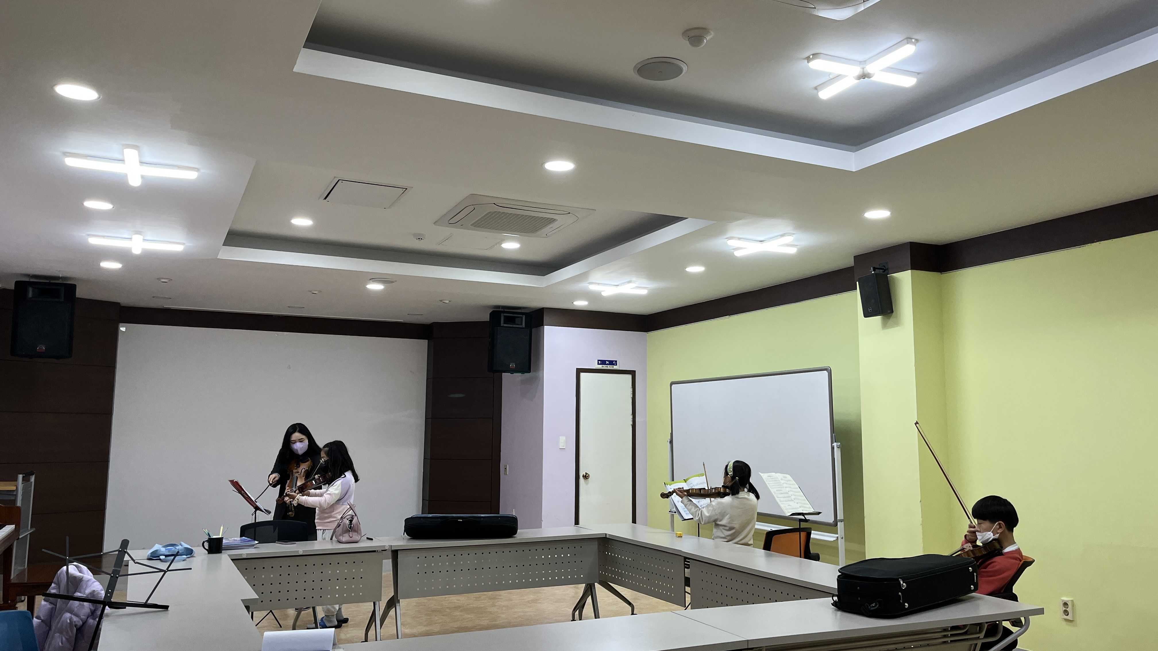 221018 바이올린 이미지2