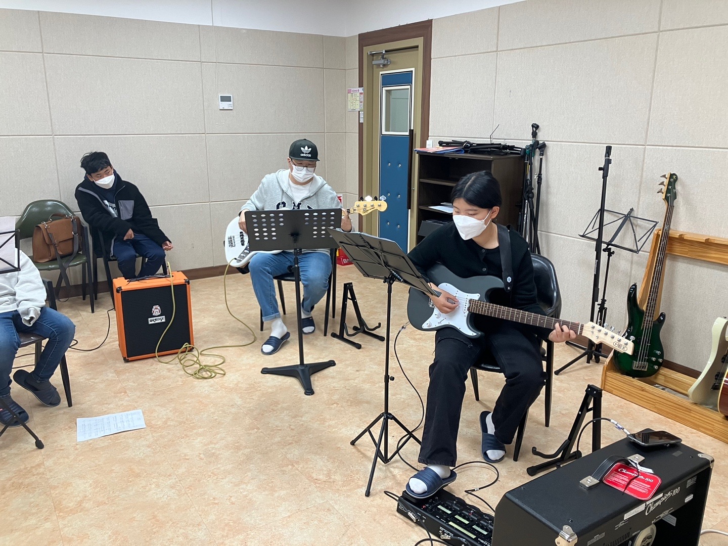 221022 밴드 이미지4