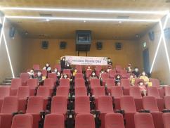 가족과 함께하는 movie day