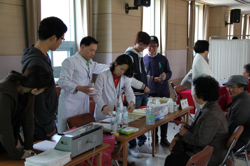 청주KBS의 시청자와 함께하는 종합이동봉사(4월23일) 이미지1