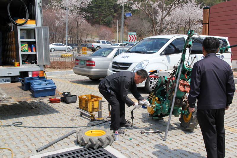 청주KBS의 시청자와 함께하는 종합이동봉사(4월23일) 이미지3