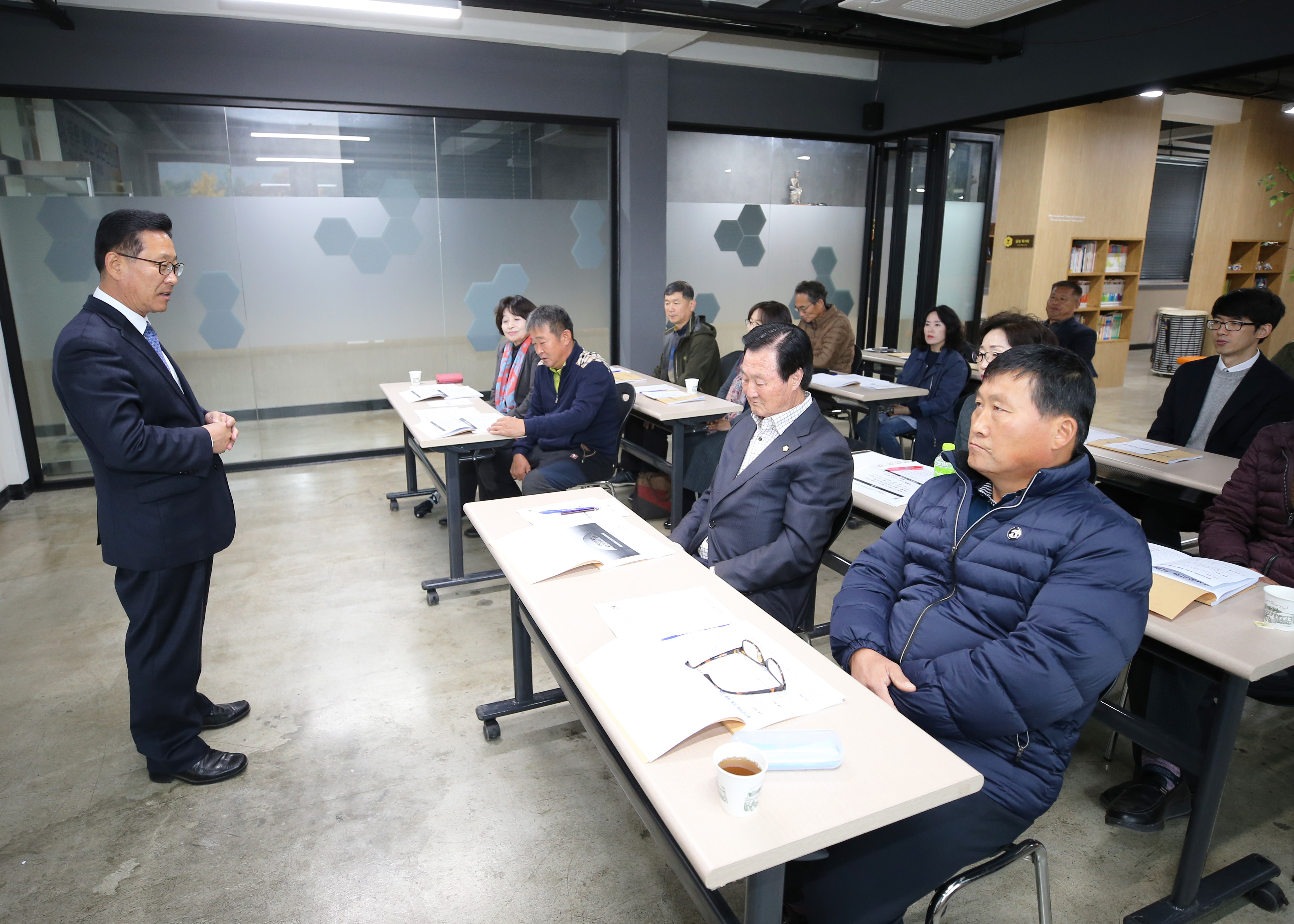 괴산군의회 의원 역량강화 연수 사진 이미지2