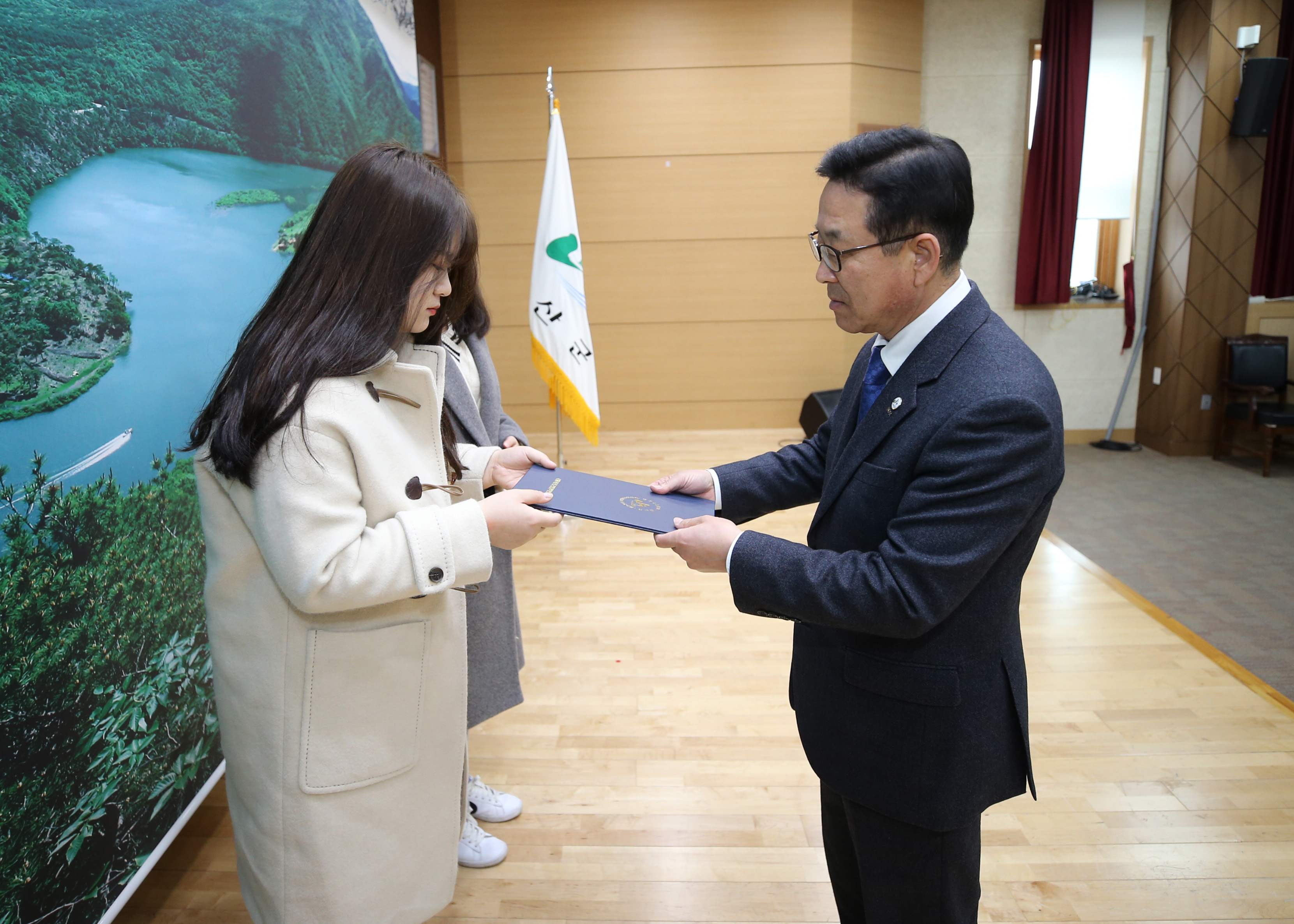 2019(재)괴산군민회 장학증서 수여식 사진 이미지4