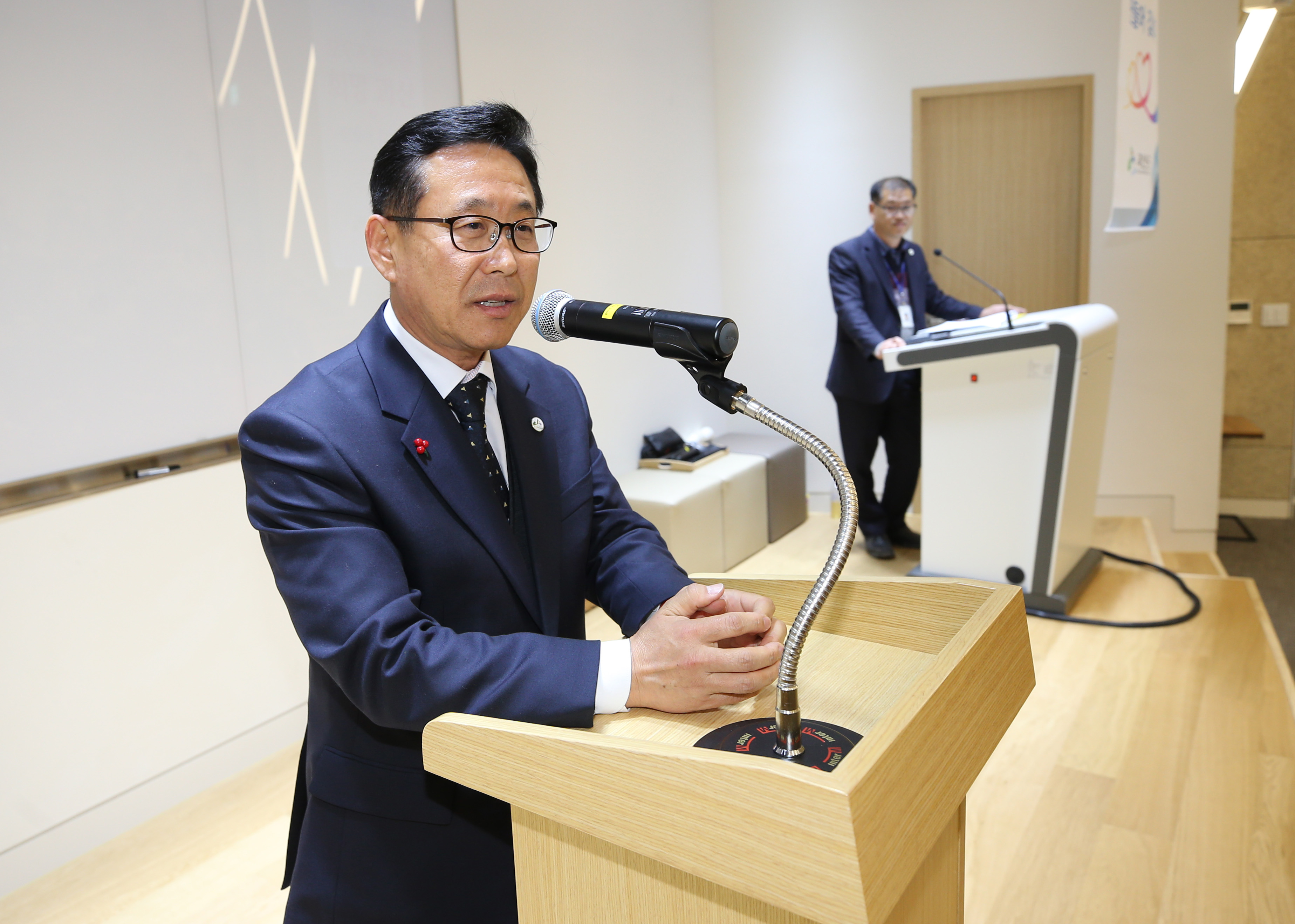 더 큰 지역경제 키우기 워크숍 사진 이미지3
