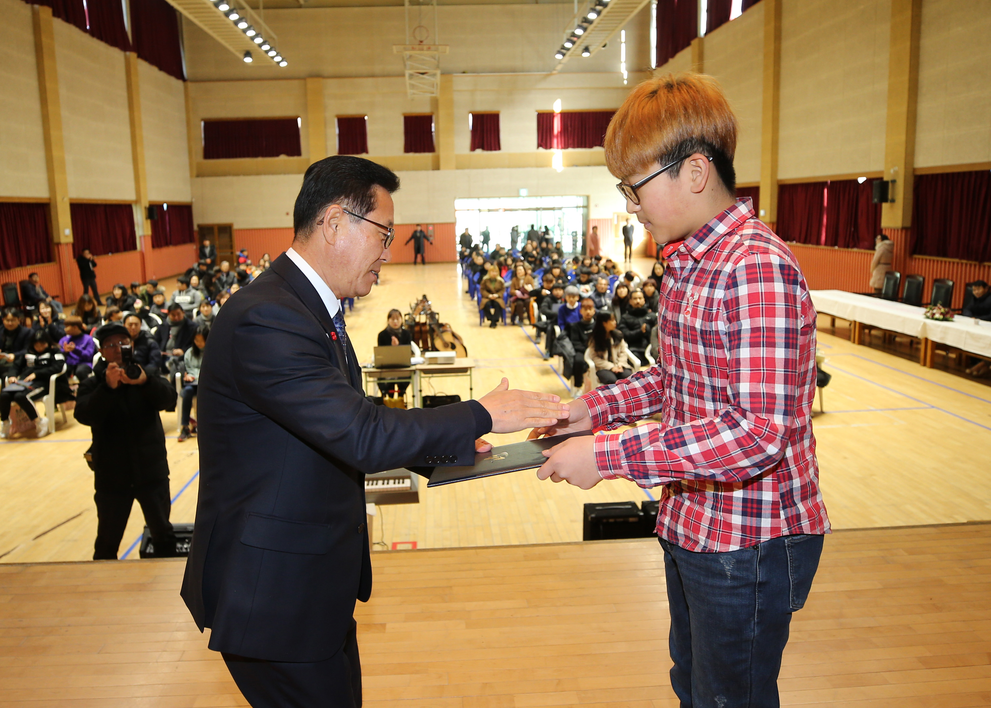 명덕초등학교 졸업식 사진 이미지1