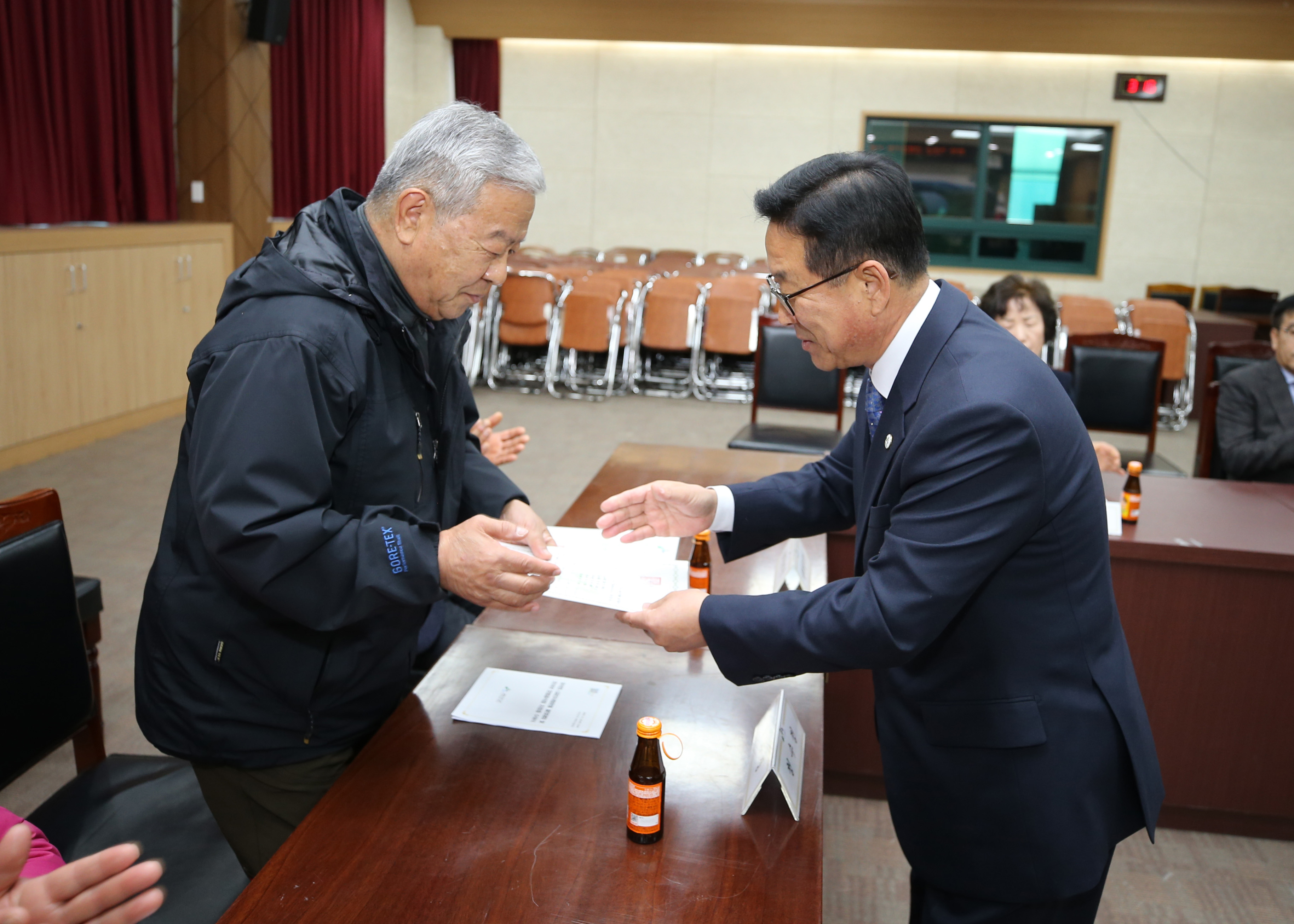 모범음식점 지정증 수여식 및 외식인 괴산사랑운동 결의대회 사진 이미지9