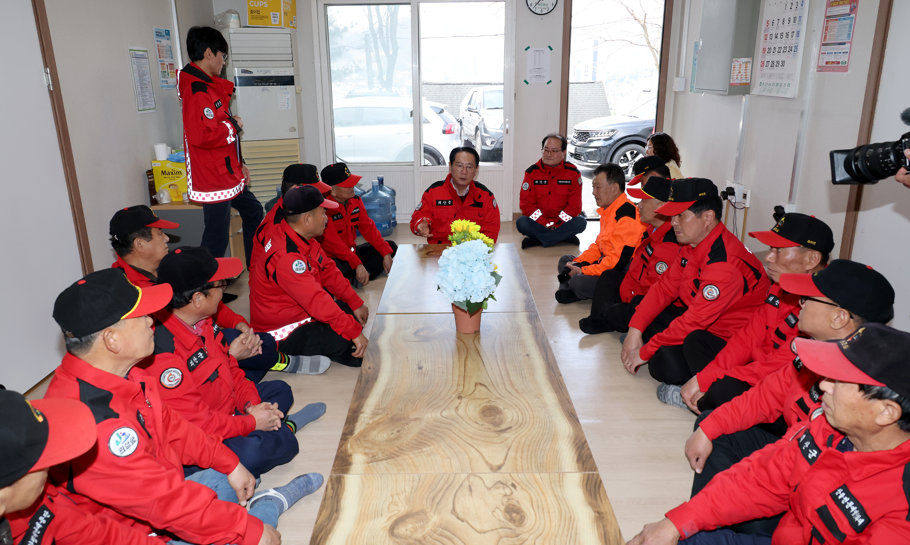 괴산군 산불 재난대응단 격려 (2026.04.05) 이미지5