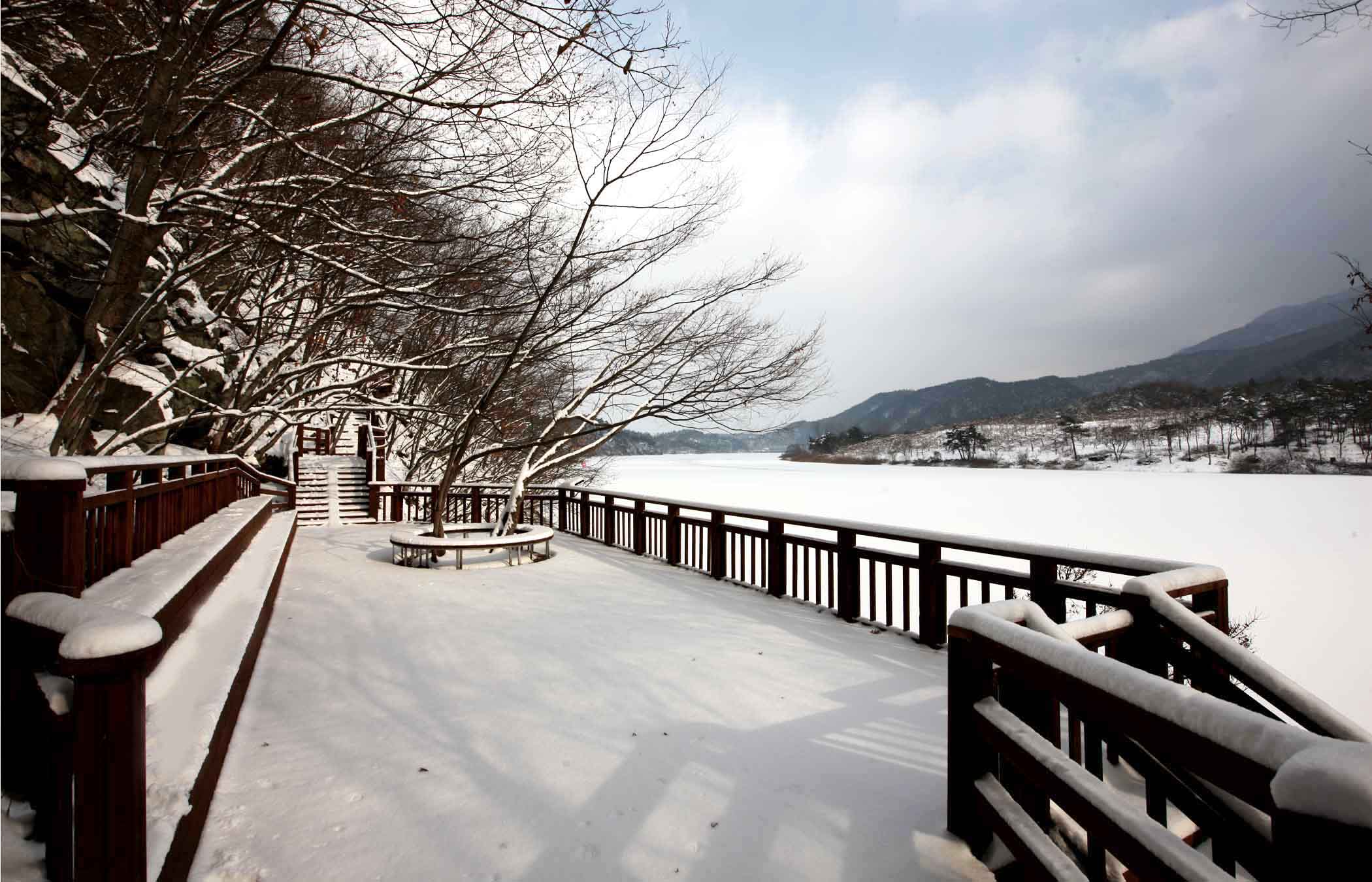 산막이 설경 이미지1