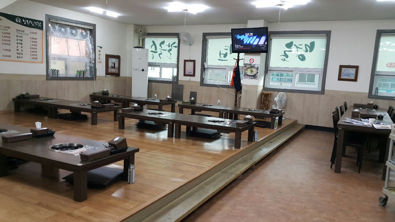 명동샤브칼국수 3.jpg